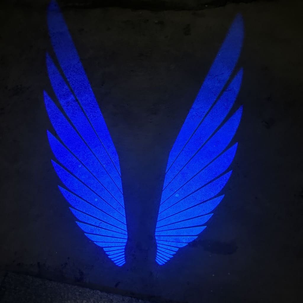 blue lights on side mirrors